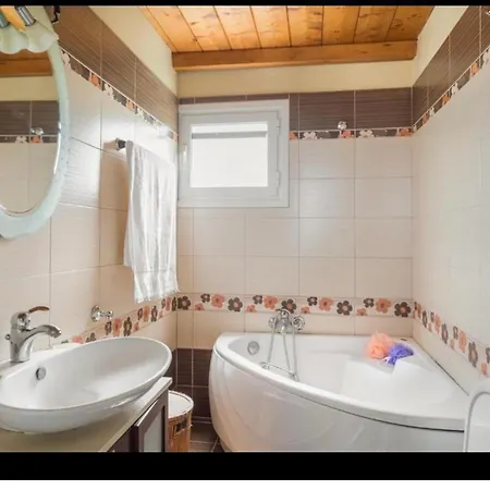 Makis Sea-view Apartment-corfu Port Apartment *